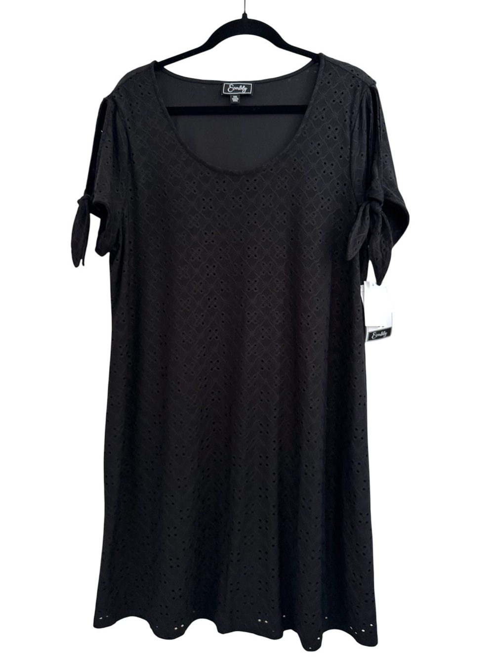 Everlily Black Eyelet Cold Shoulder Dress, Size XXL - NWT